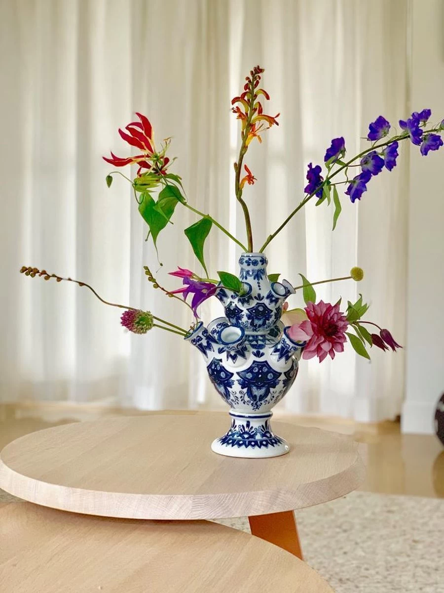 Tulpenvaas - 31 Cm - &Klevering - Tulpenvaas Delfts Blauw - Cadeau Voor Vrouw - Relatiegeschenk - Holland Souvenir - Cadeau Moeder - Housewarming Cadeau - Image 5